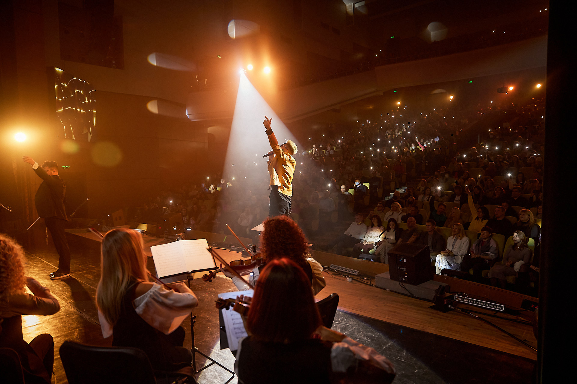 766x509px_Slider_10